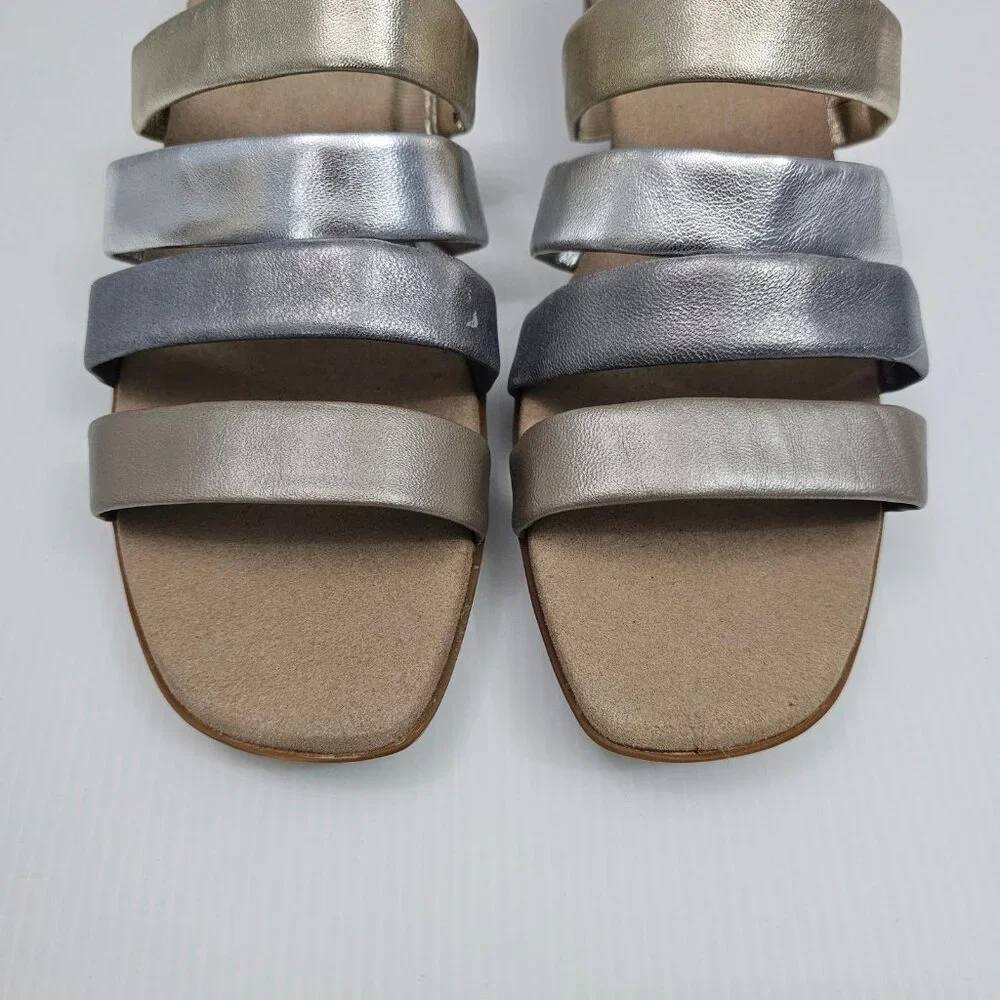 Munro Adrianne Metallic Strappy Sandal Womens 10 NARROW Taupe Leather Slide